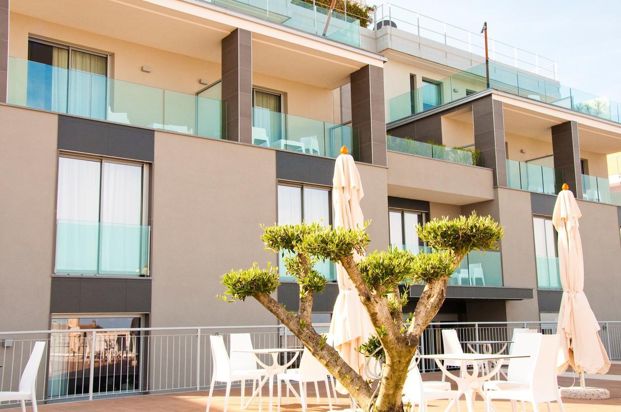 Ambruosi Village Resort & Spa Massignano Exterior foto
